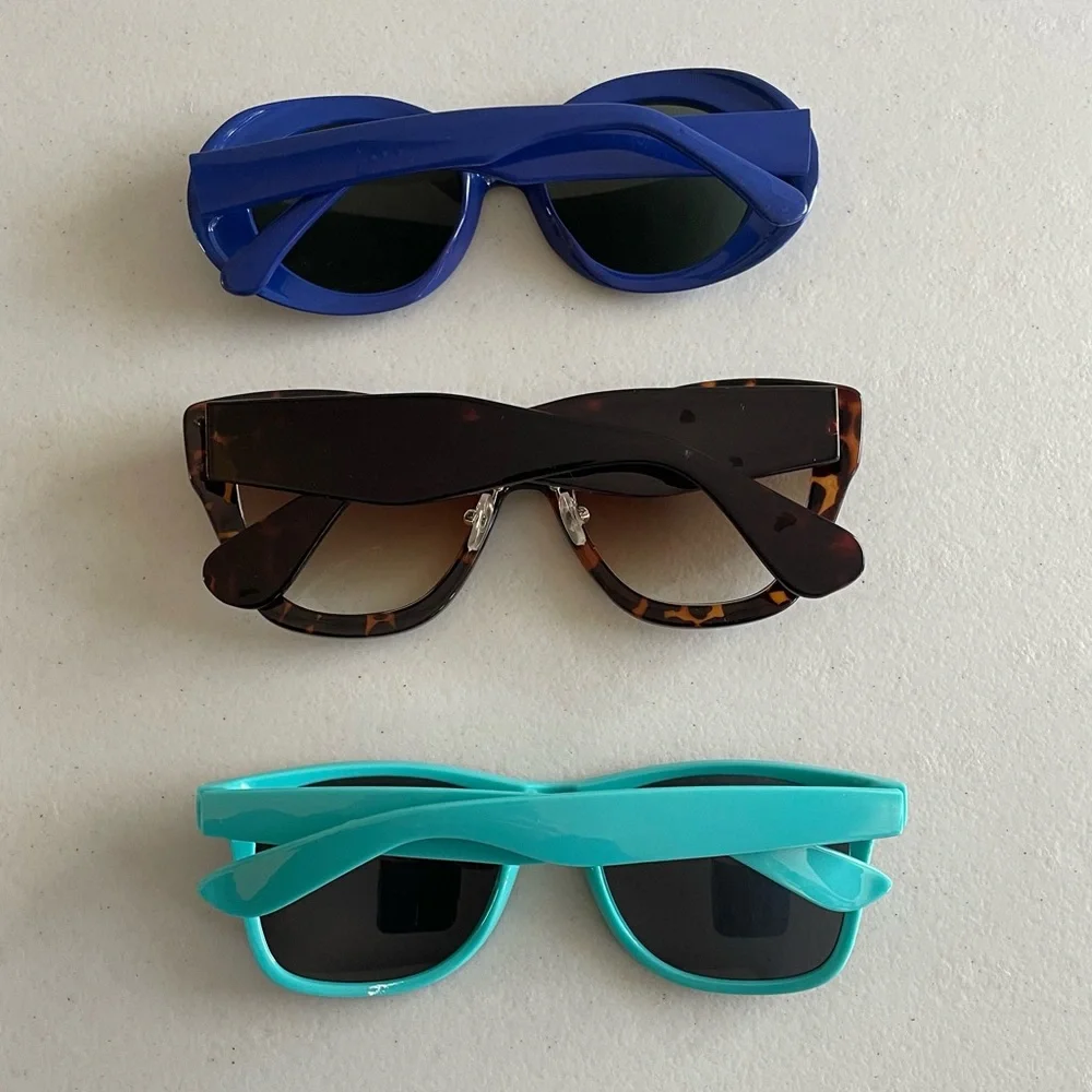 Three-Pair Sunglasses: women / unisex, non-prescription - Picture 2 of 3